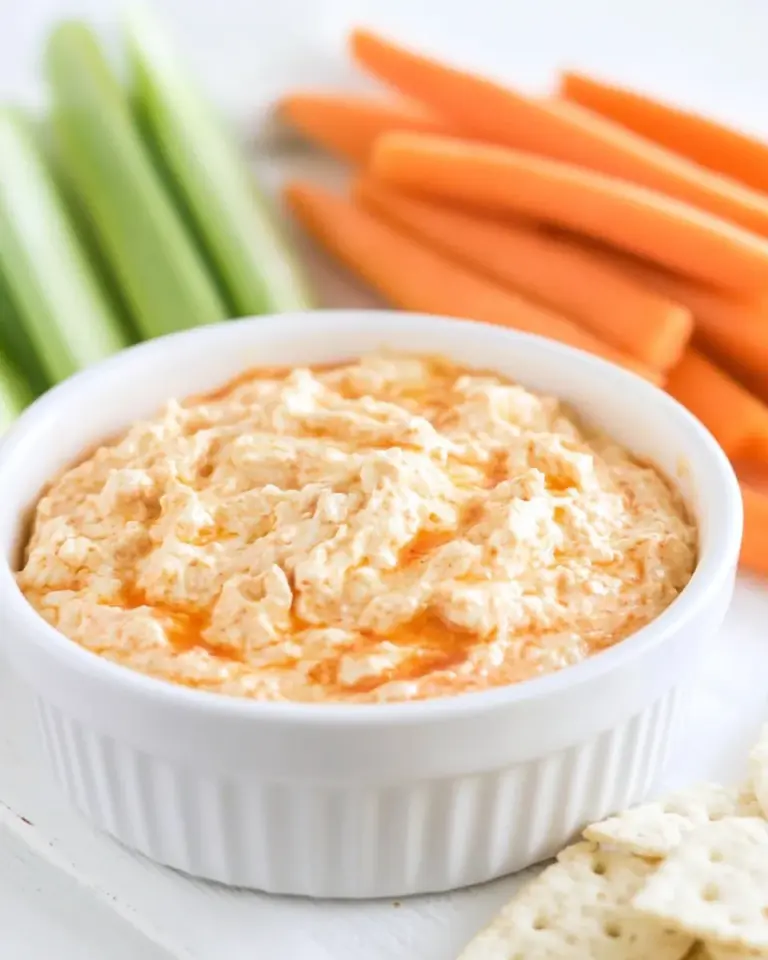 Keto Buffalo Chicken Dip